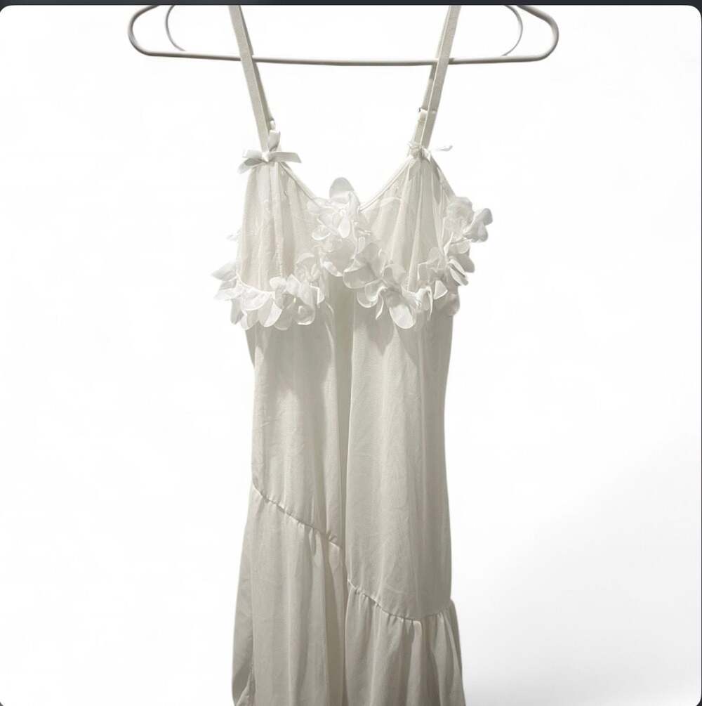 White Floral Applique Bridal Ruffle Midi Dress